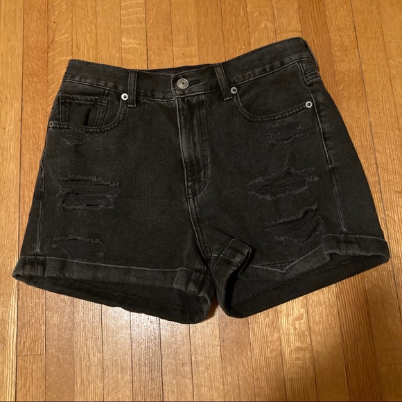 American Eagle Outfitters Pants - American Eagle Mom Shorts